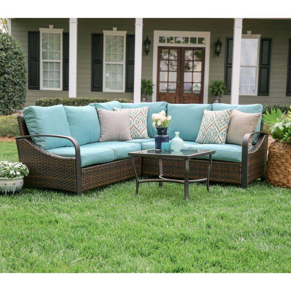 Leisure Made Trenton 4Piece Wicker Outdoor Sectional Set with Blue