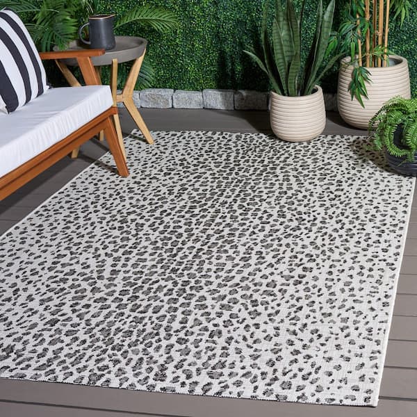 Courtyard 7 ft. x 10 ft. Ivory/Black Cheetah Geometric Indoor/Outdoor Area Rug