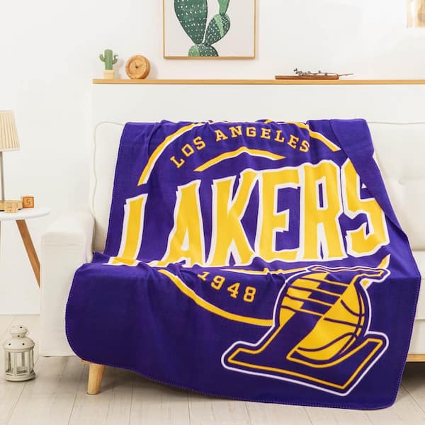 THE NORTHWEST GROUP NBA Lakers Campaign Fleece Throw Blanket