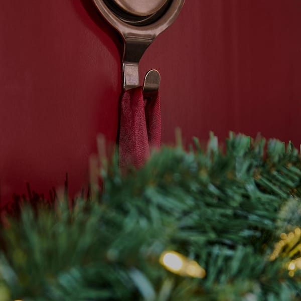 FPC Magnetic Wreath Hanger – 2.5 Inch, Holds Up To 8 Lbs, No Nails Or Screws, White - View #2
