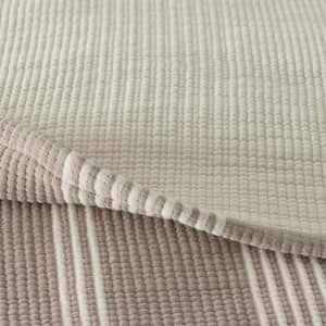 Legends Hotel Marque Stripe Knitted/ Blanket