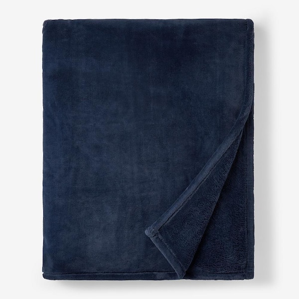 Company Cotton Plush Navy Polyester Twin/Twin XL Woven Blanket