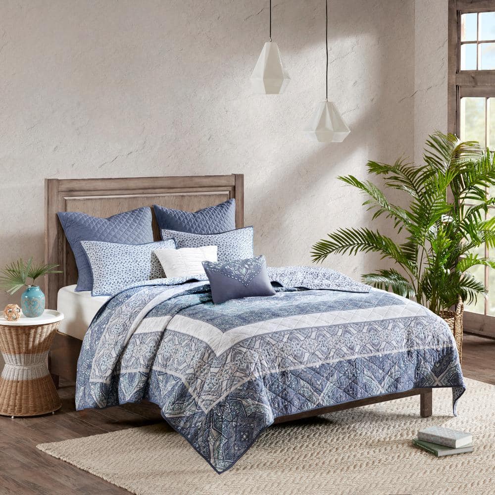 Urban Habitat Aria 7Piece Blue King/California King Reversible Cotton Coverlet Set UH132105