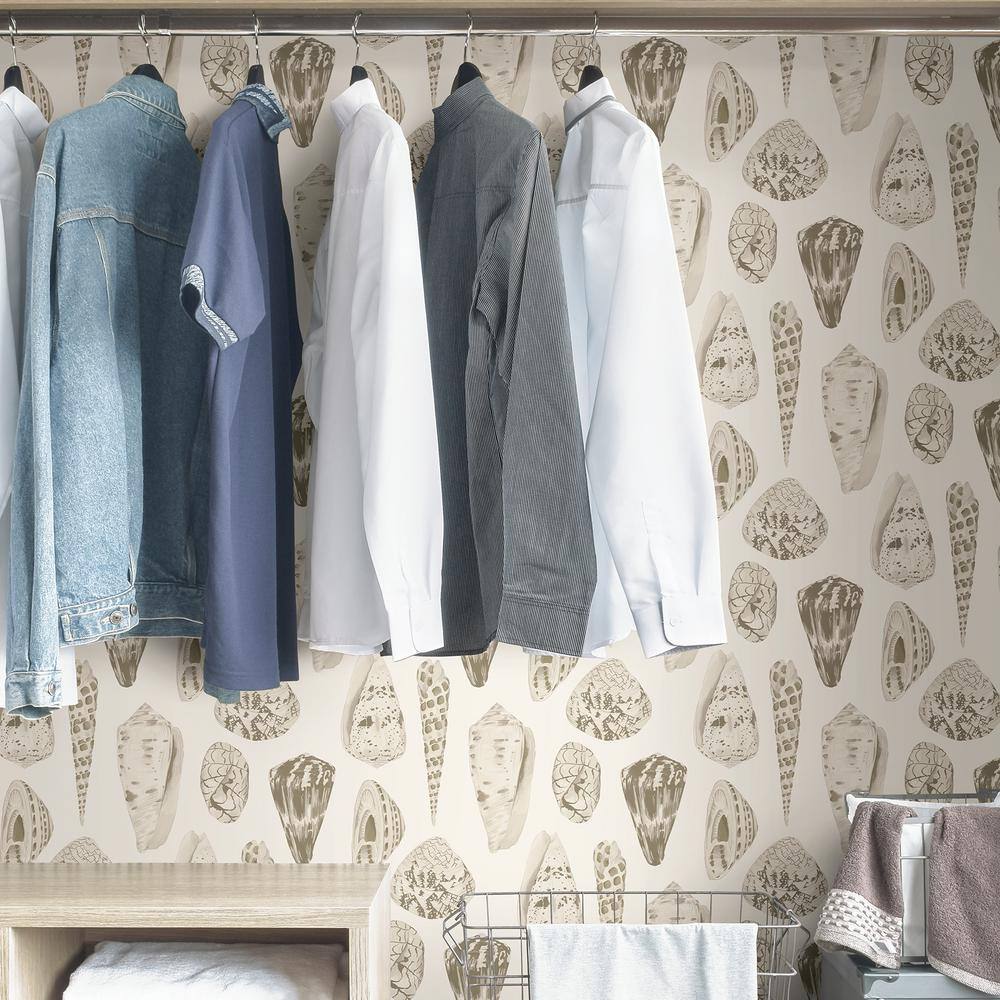 Cream and Off-White Vinyl Seashell Self-Adhesive Wallpaper Roll