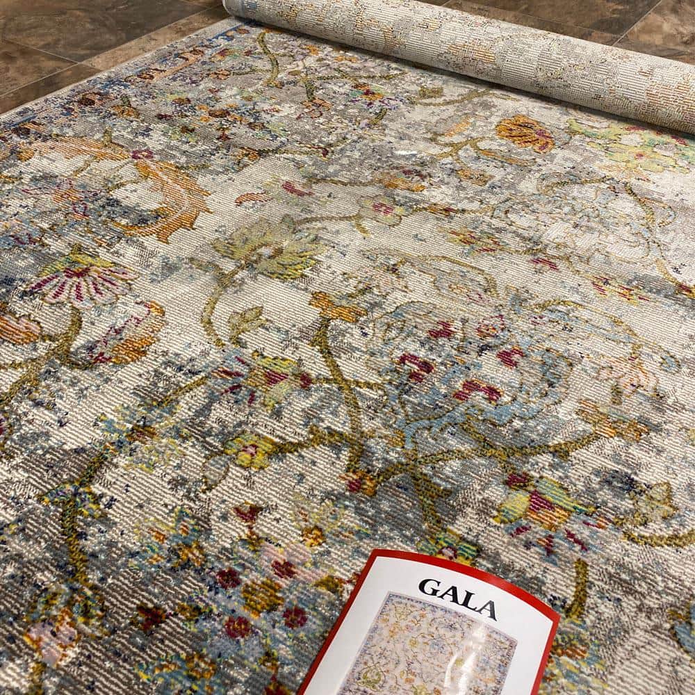 Green Multi 4' x 6' Reversible Synthetic Area Rug