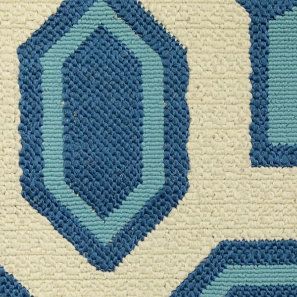 Ivory, Blue 8 ft. x 8 ft. Loomed Polypropylene Round Indoor/Outdoor Area Rug