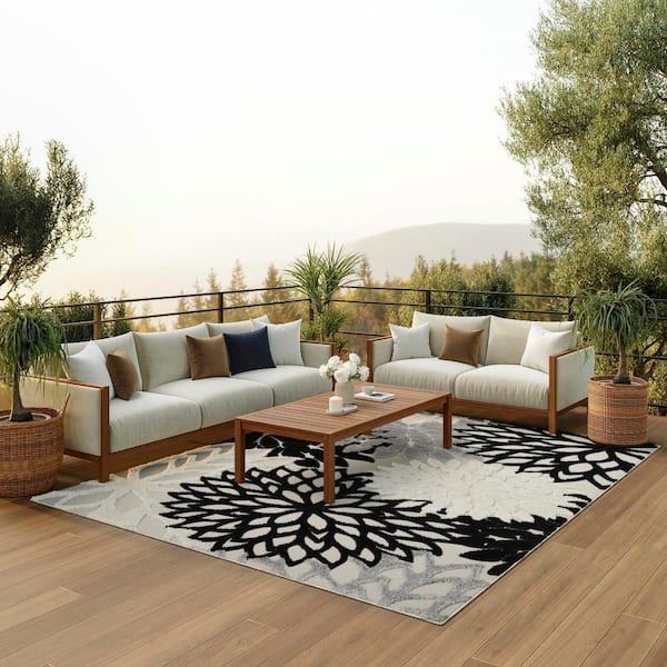 Aloha Contemporary Black White 9 ft. x 12 ft. Floral Indoor/Outdoor Patio Area Rug