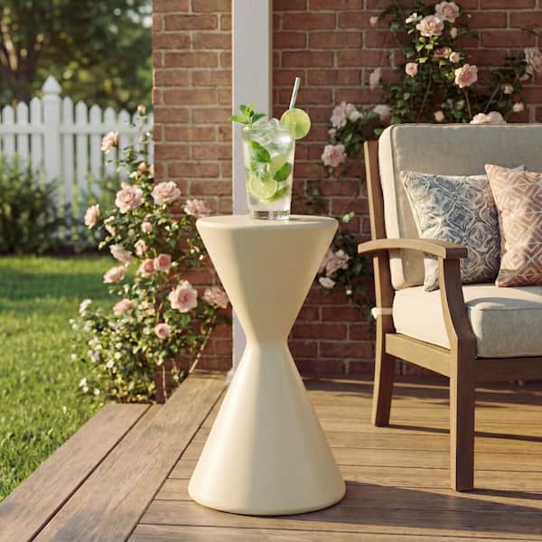 CHRISTOPHER KNIGHT HOME Cova Modern Indoor/Outdoor Beige MGO Round