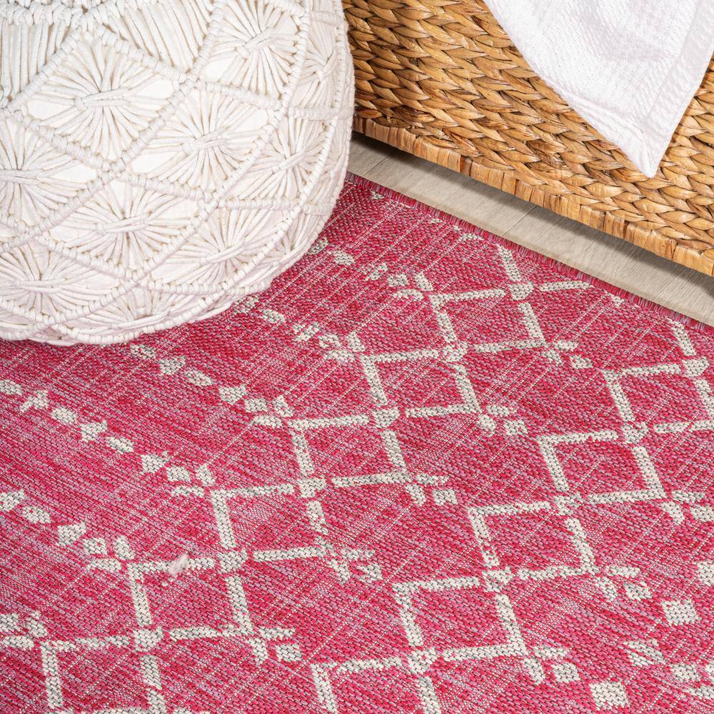 Fuchsia and Light Gray Moroccan Geometric Synthetic Area Rug