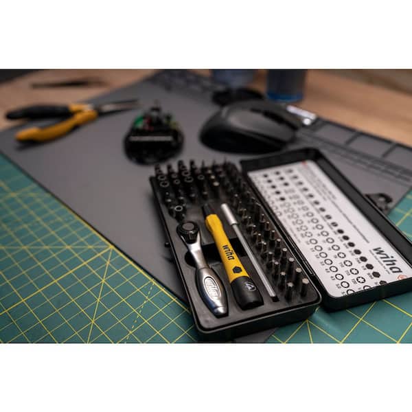 65 Piece System 4 ESD Safe Master Technician's Ratchet and Micro Bits Set