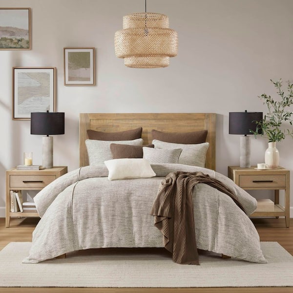 Chapman 8-Piece Nuetual Ivory Polyester Queen Comforter Set