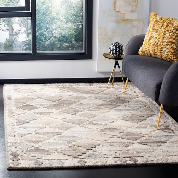 Wyndham 5 ft. x 8 ft. Gray/Taupe Diamond Border Area Rug