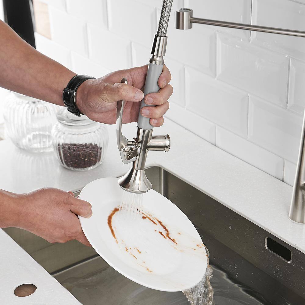 Brushed Nickel Semi-Professional Single Handle Kitchen Faucet with Pull-out Spray