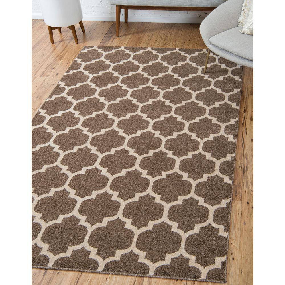 Elegant Brown Trellis 8' x 10' Rectangular Easy-Care Rug