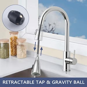 Stainless Steel Single Handle Pull Out Sprayer Kitchen Faucet in Chrome