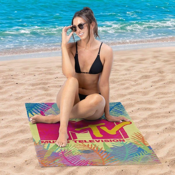 THE NORTHWEST GROUP MTV Vibrant Logo Microfiber Beach Towel 30x60
