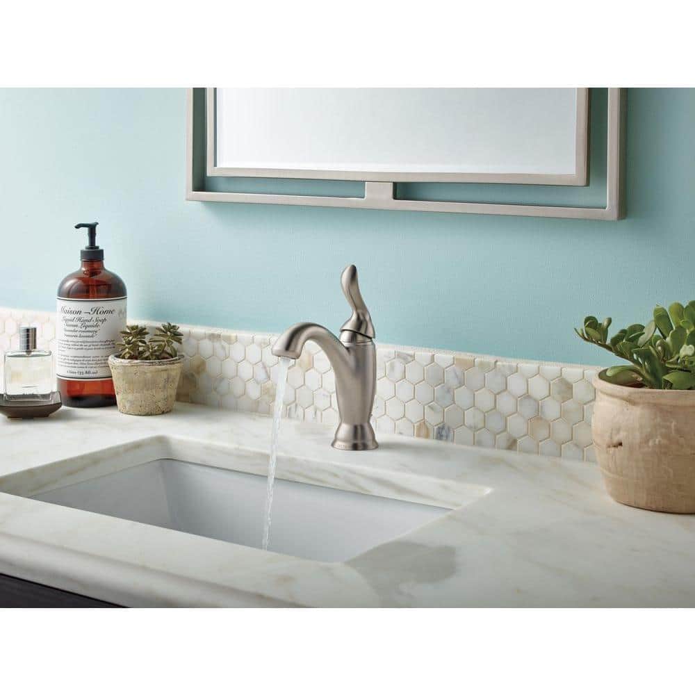 Stainless Steel Single Handle Bathroom Faucet with Drain Assembly
