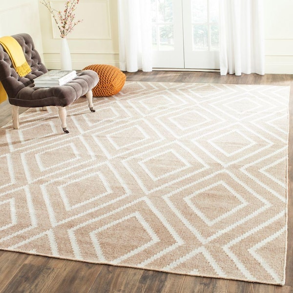 SAFAVIEH Kilim Beige/Ivory 4 ft. x 6 ft. Geometric Area Rug