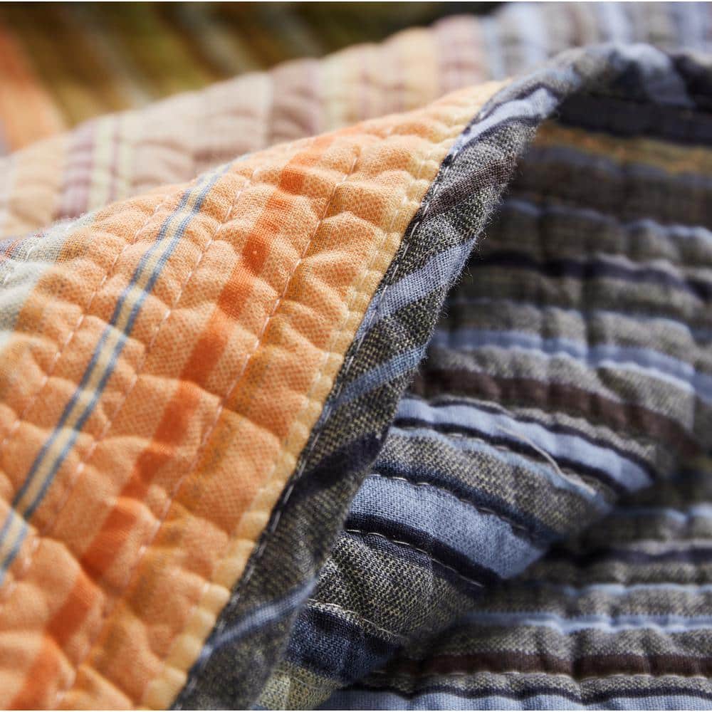 Full Blue Cotton Reversible Quilt Set with Shams