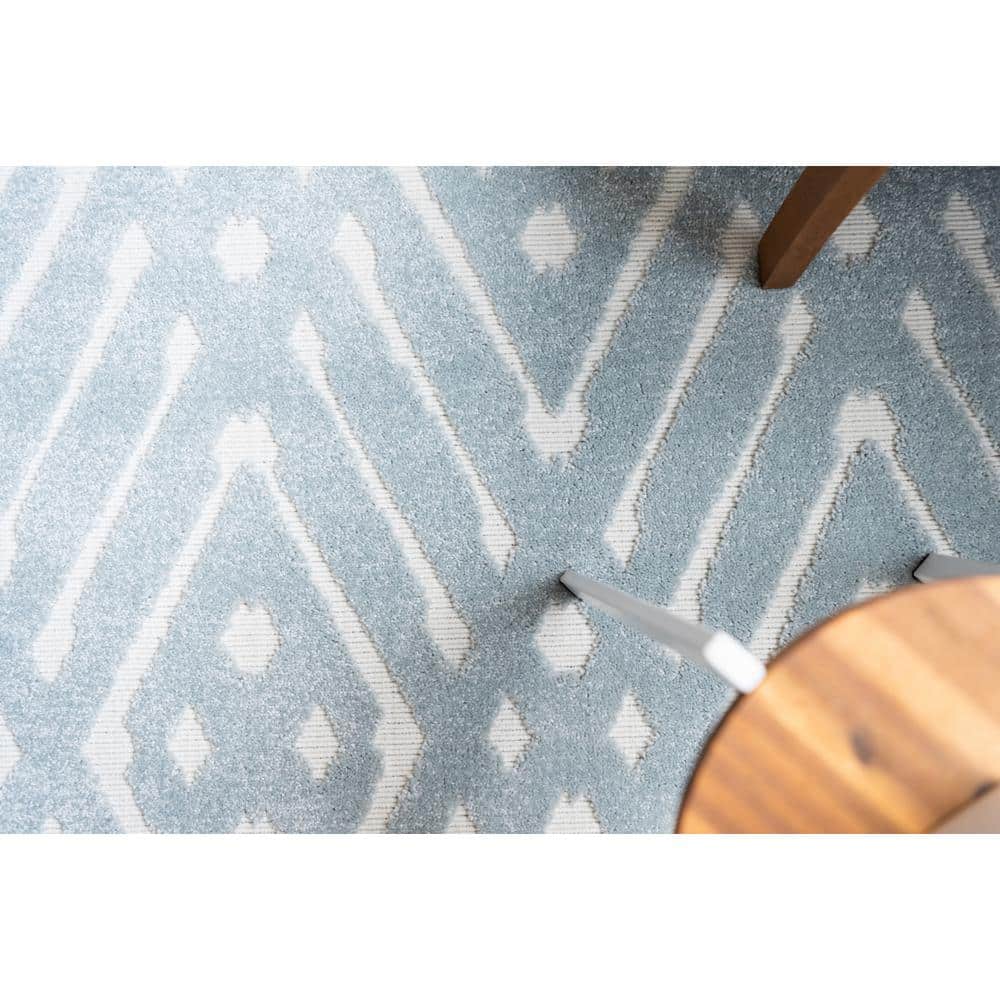 Light Blue Geometric Synthetic Rectangular Outdoor Rug 8' x 10'