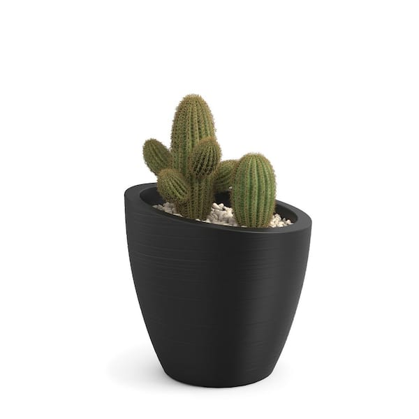 Mayne Modesto 20 in. Round Black Polyethylene Planter
