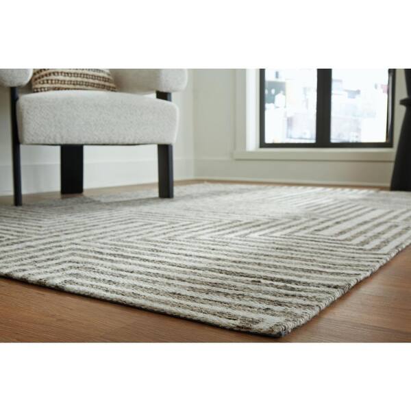 Jossen Gray 5 ft. x 7 ft. Geometric Area Rug