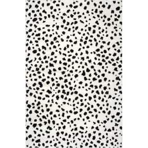 Brooks Leopard Print Beige 4 ft. x 6 ft. Indoor Area Rug