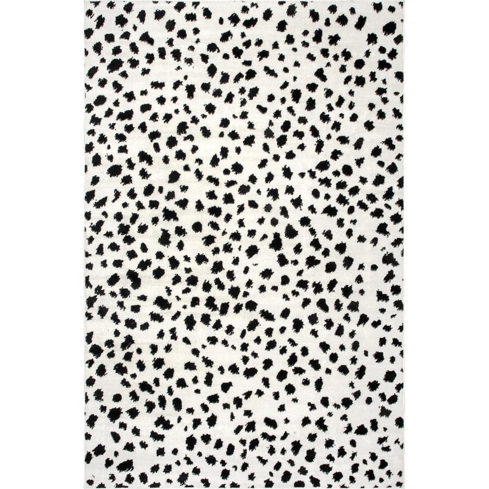 Leopard Print Black and White 8' x 10' Synthetic Area Rug