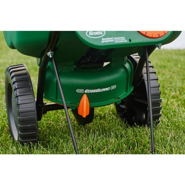 Scotts 20 lb. 8,000 sq. ft. Turf Builder Sun and Shade Grass Seed and  Spreader Bundle VB00011 - The Home Depot
