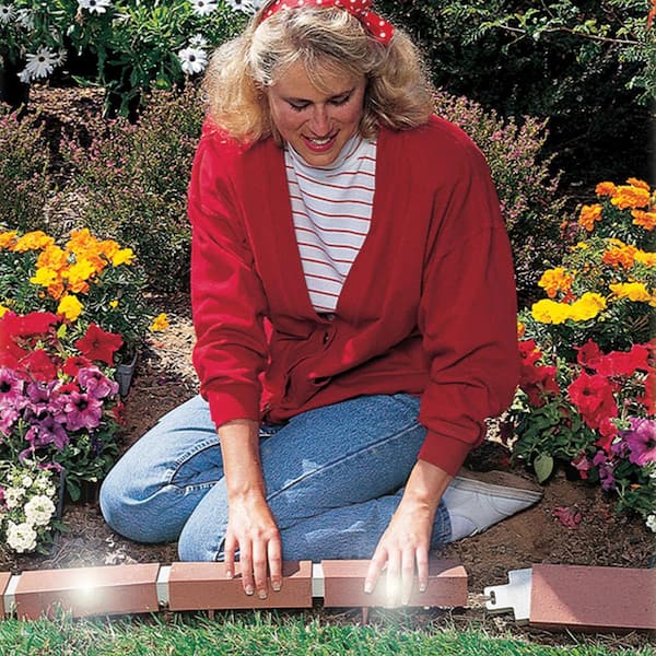 Argee 40 ft. Decorative Plastic Brick Edging with 6 Solar Lighted Bricks Argee 40 ft. Decorative Plastic Brick Edging with 6 Solar Lighted Bricks
