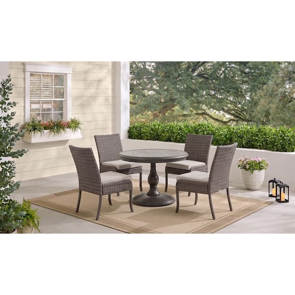 Windsor 5-Piece Wicker Round Outdoor Dining Set with cover