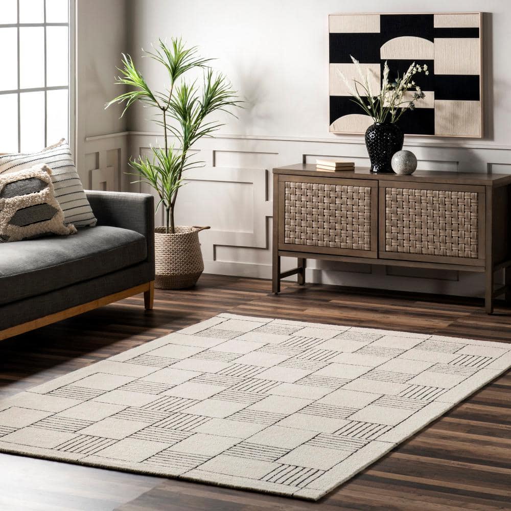 Danika Ivory 9' x 12' Handmade Wool Area Rug