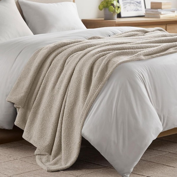 Dream Soft Taupe Polyester King Fur Blanket
