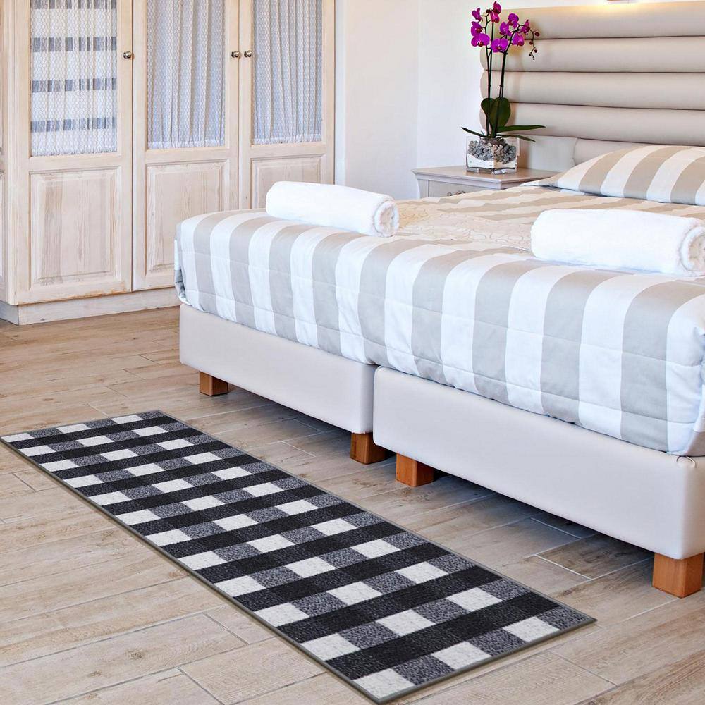 Black and White Checkered Synthetic Runner Rug, 20" x 59"