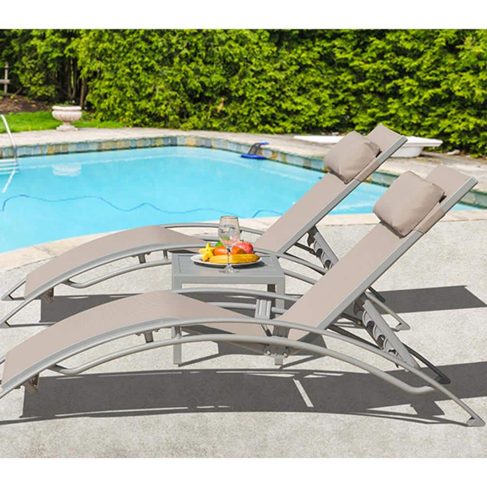 jimsmaison-outdoor-lounge-