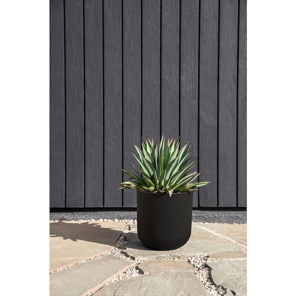 Kona Medium Black Plastic Round Planter with Drainage Hole and All Weather Resistant (10 in. L x 10 in. W x 10.25 in. H)