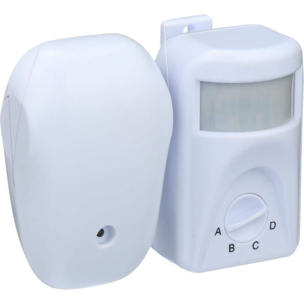 UPC 070686000243 product image for Westek 4-in-1 Wireless Motion Sensor/Dusk-to-Dawn Light Control, White | upcitemdb.com