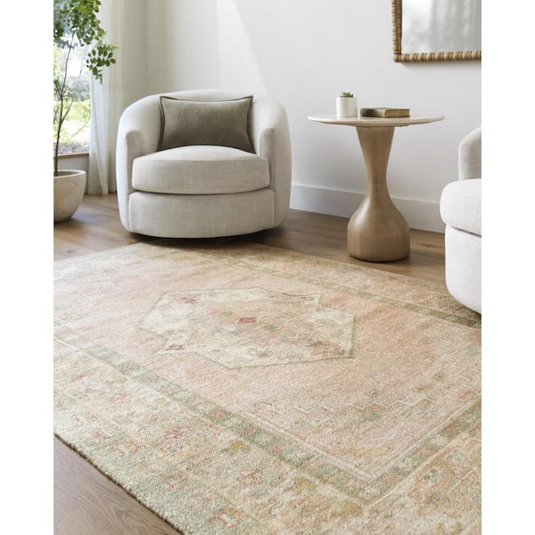 Galey Alix Luciana II Tan 5 ft. x 7 ft. 6 in. Traditional Medallion Area Rug