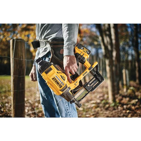 DEWALT 20V MAX 9 Gauge Cordless Fencing Staple Nailer Tool Only