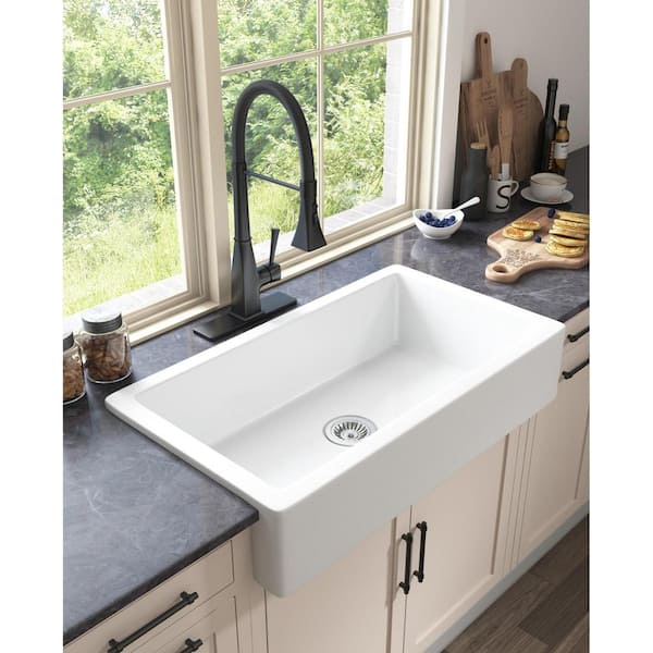 ANTFURN 24.00 in .W Farmhouse Apron-Front Ceramic Single Bowl in White Kitchen sink with Strainer