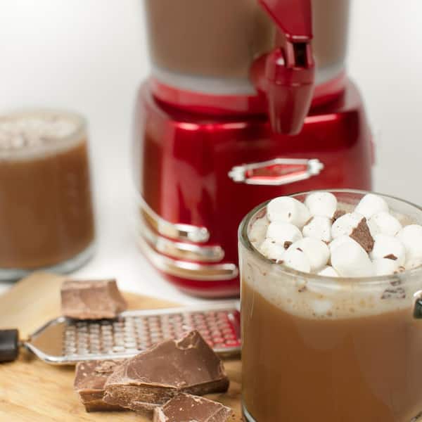 Nostalgia Retro 32-Ounce Hot Chocolate, Milk Frother, Cappuccino