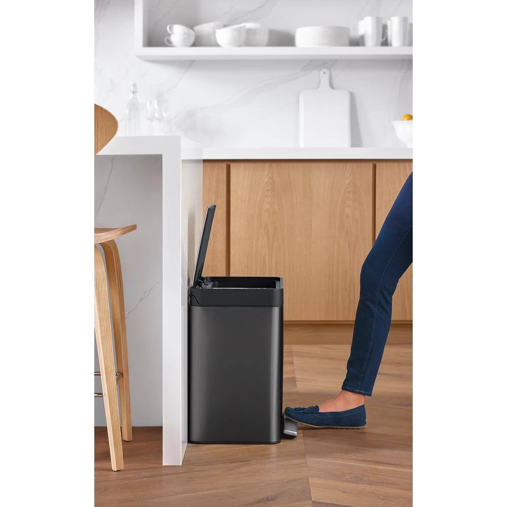8-Gallon Black Stainless Steel Step Trash Can with Pedal