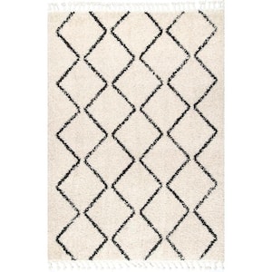 Michelle Diamond Trellis Tassel Off-White Doormat 2 ft. x 3 ft.  Area Rug