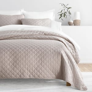 All Season 3-Pcs Diamond Stitch Microfiber Quilt Set with Shams