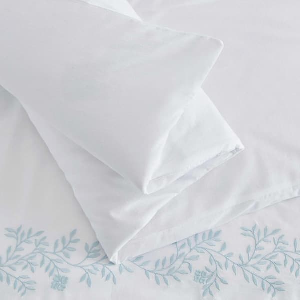 MARTHA STEWART Garden Path Embroidery 3-Piece White/Winter Blue