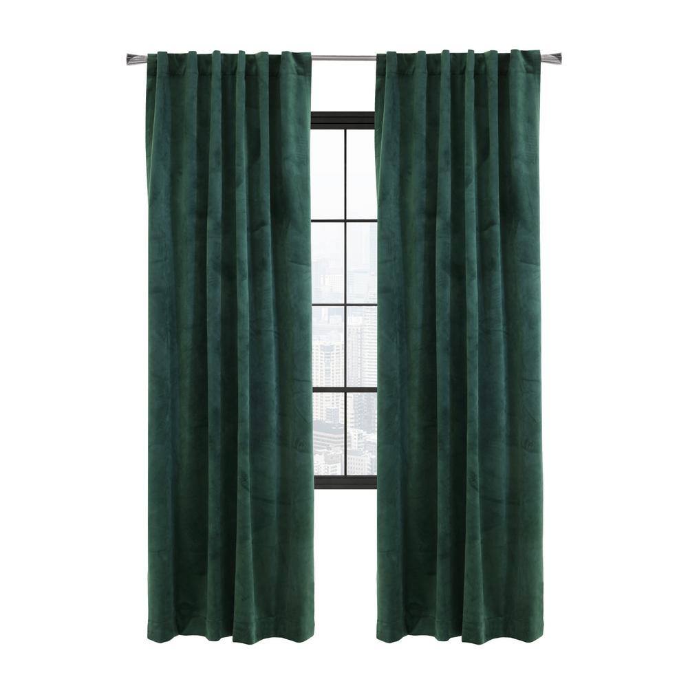 THERMALOGIC Seren Dark Green Polyester Velvet 50 in. W x 63 in. L Dual