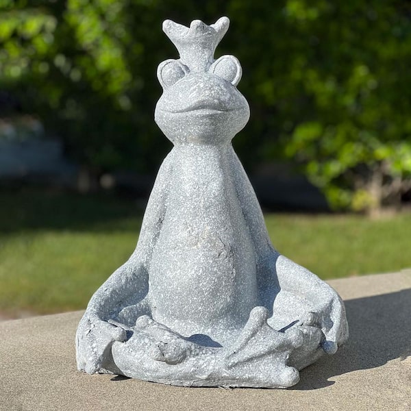 concrete frog statue