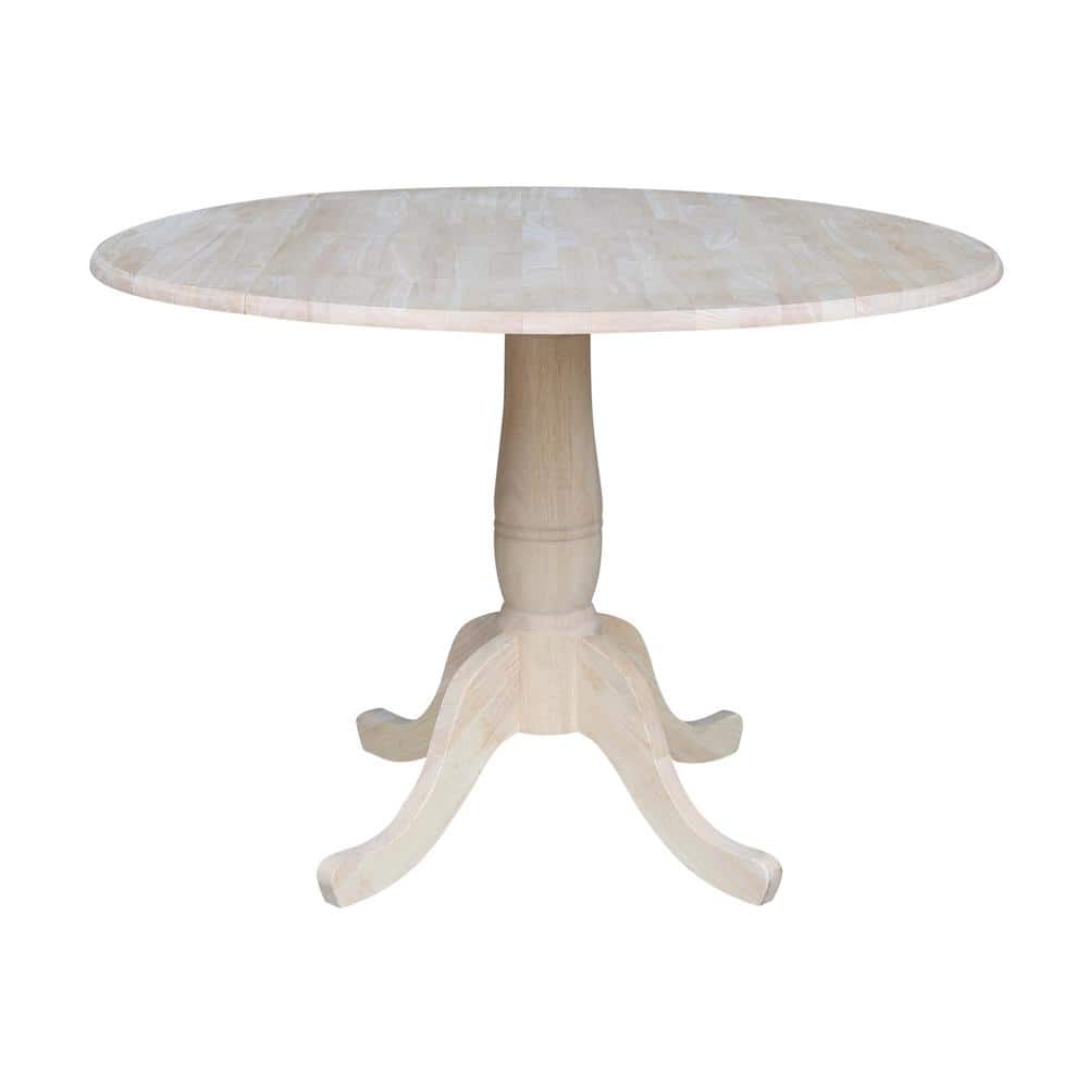 44.5" Round Extendable Wood Dining Table in Contemporary Style