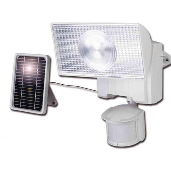 Cooper Lighting 180 Degree Outdoor Motion Activated Solar Powered White Floodlight