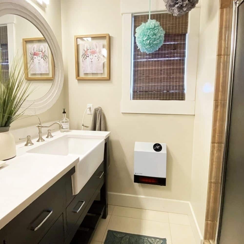 White Infrared Wall-Mounted Heater with Thermostat and Remote
